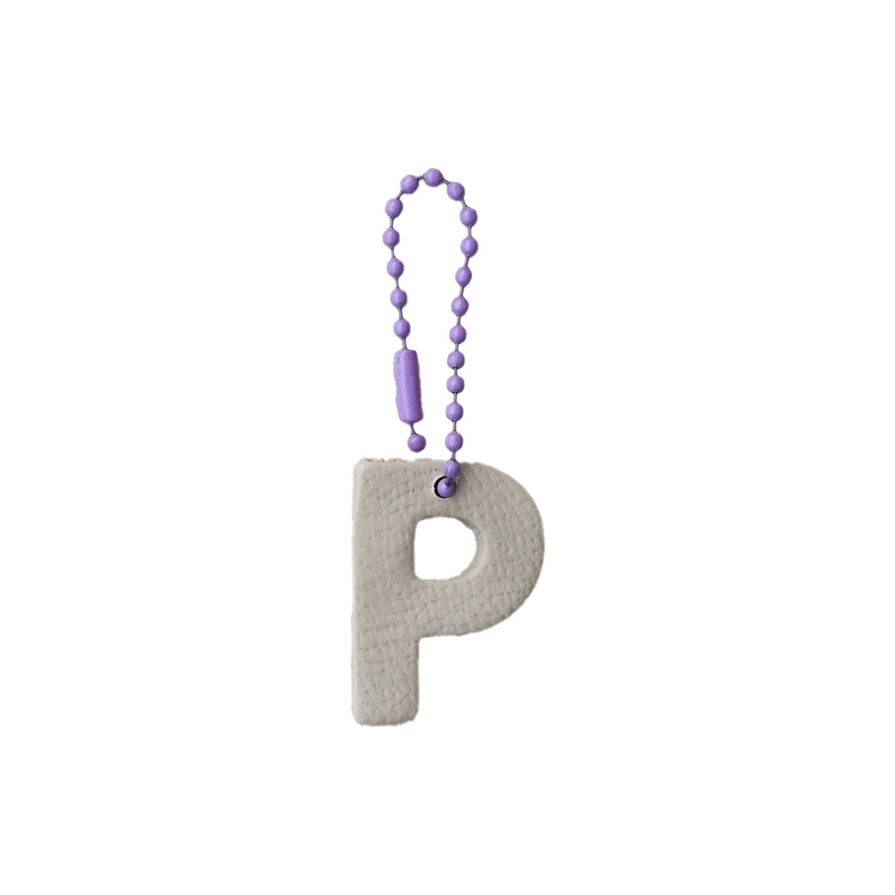 Charm Letra redonda P Latte